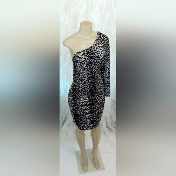 Dot's Leopard One Shoulder Midi Dress 2X - Picture 6 of 11